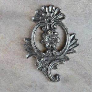 تاج لوستر مدل گل یاس - خام